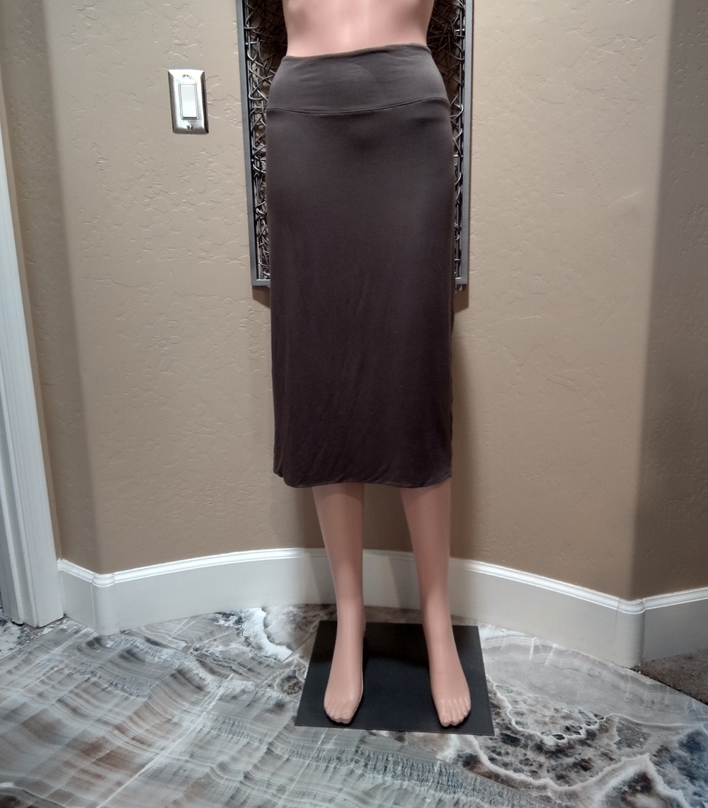 Leith Olive Women’s Knit Body Con Midi Pencil Skirt